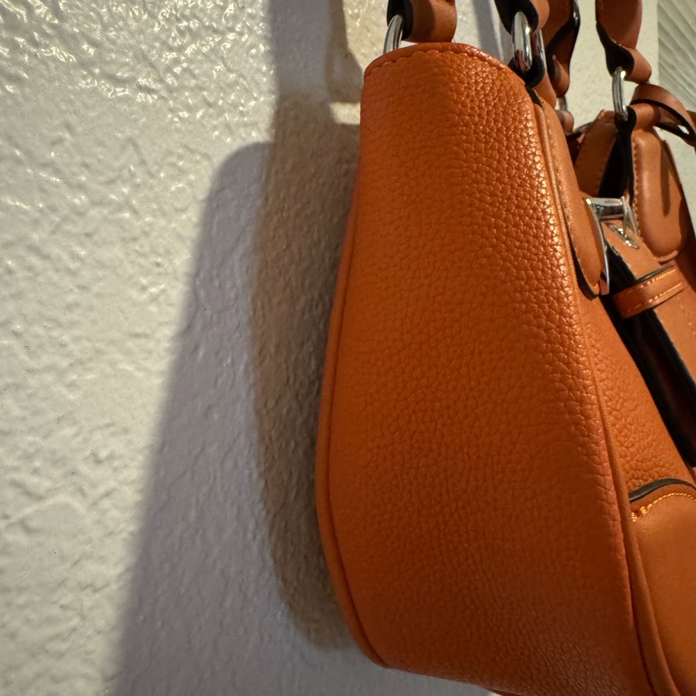 Rust/ Orange  Handbag/ crossbody - Picture 3 of 10